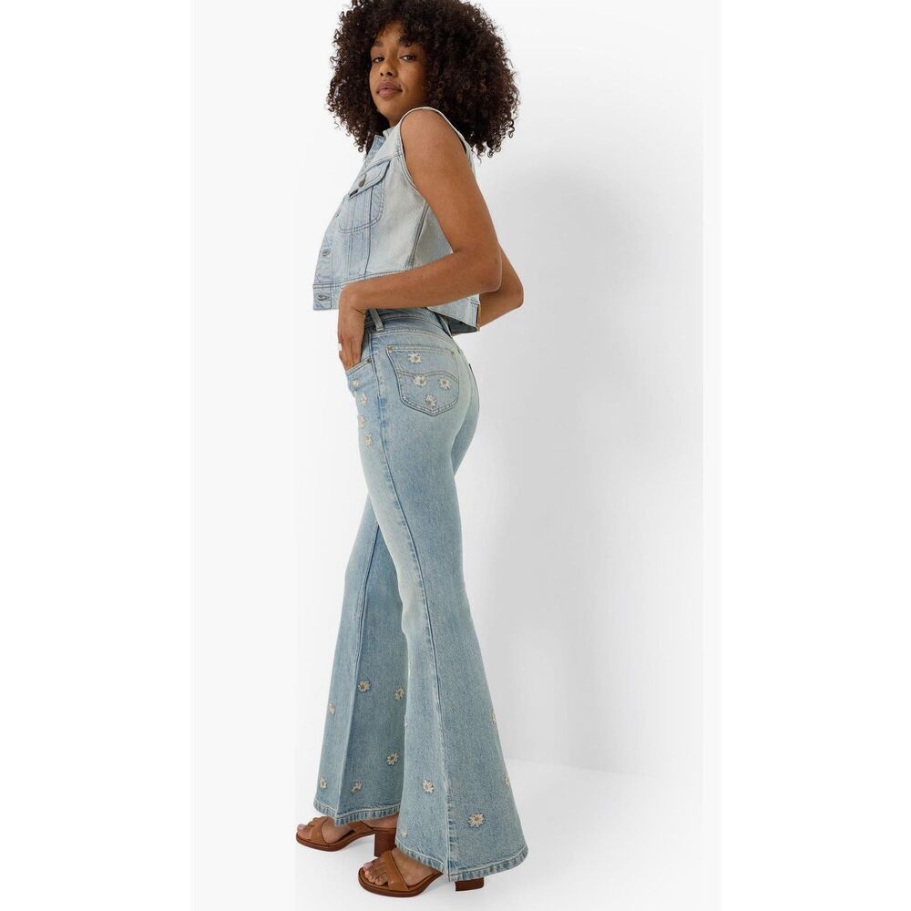 Lee Size 30 Embroidered Wide Flare Leg Jeans Daisy Boho Denim Free People - Picture 7 of 14